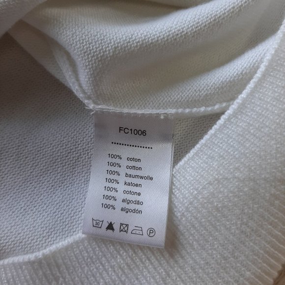Lacoste Men's White Geometric Pattern Cotton V-Neck Sweater Size 6 -XL - Picture 6 of 10